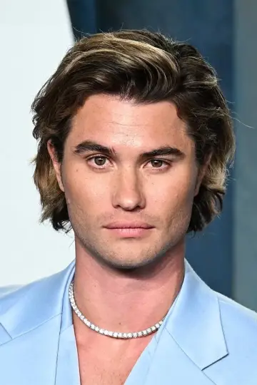 Photo Chase Stokes #345431