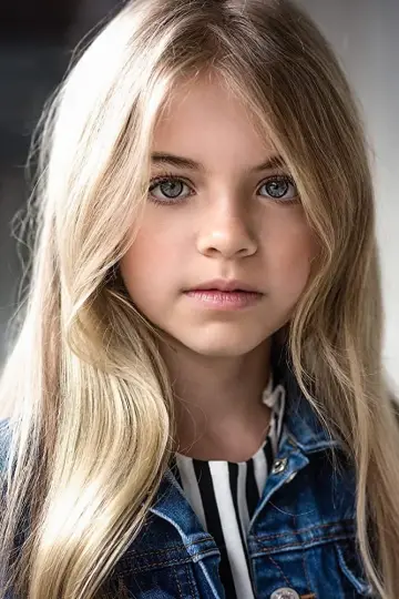 Photo Rhys Olivia Cote #219645