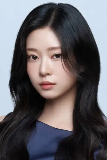 Photo Kim Min-ju #409907