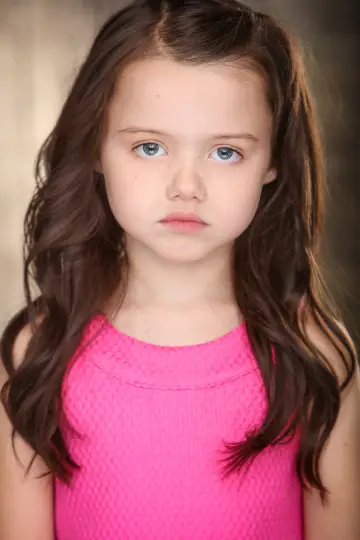 Photo Violet McGraw #18367
