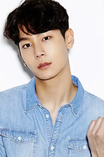 Photo Lee Chul-woo #371468