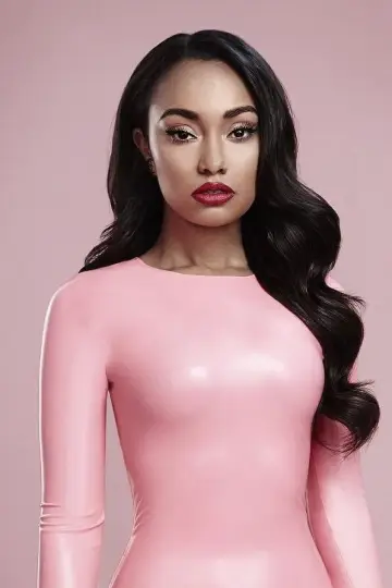 Photo Leigh-Anne Pinnock #191599