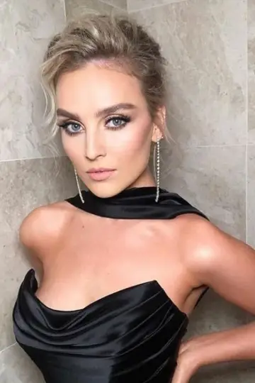 Photo Perrie Edwards #191640