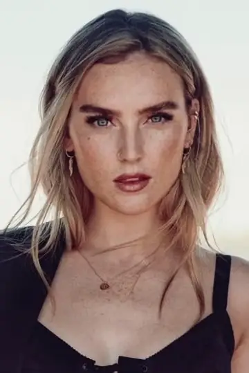 Photo Perrie Edwards #191662