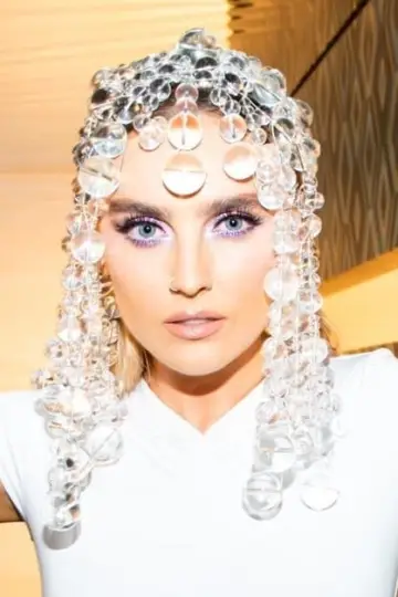 Photo Perrie Edwards #191699
