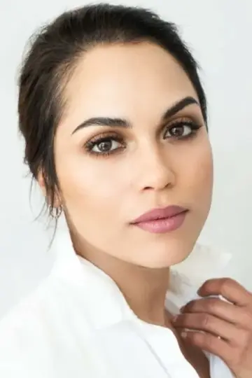 Photo Monica Raymund #215633