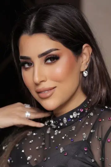 Photo Ayten Amer #338951