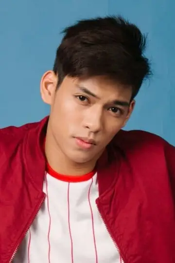 Photo Ricci Rivero #308147