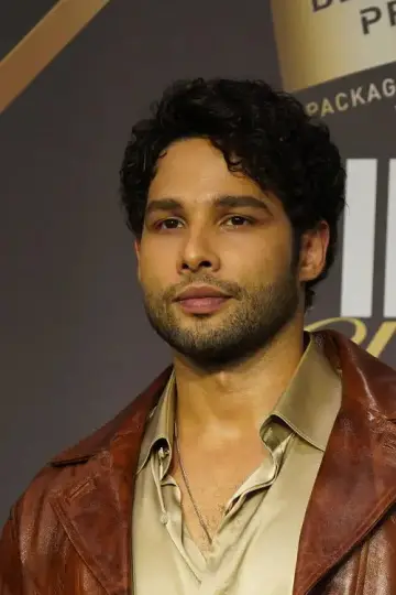 Photo Siddhant Chaturvedi #403042