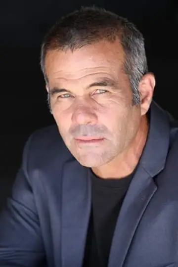 Photo Louie Franco #73381