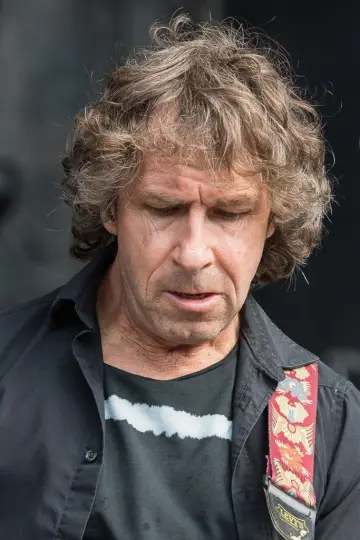 Photo Pete Trewavas #289060