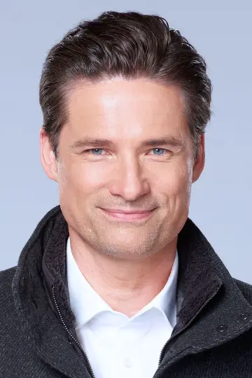Photo Warren Christie #83800