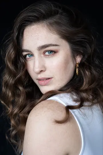 Photo Danielle Galligan #492367