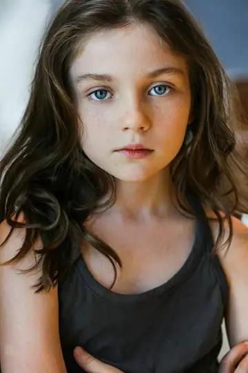 Photo Alexa Swinton #228152