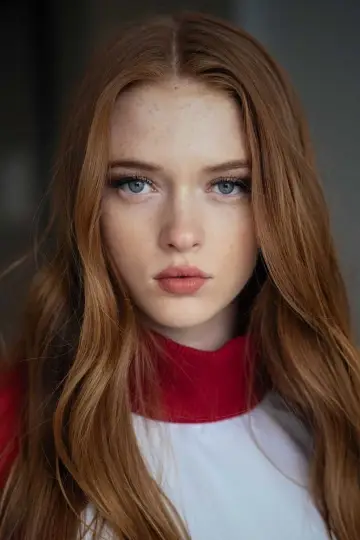 Photo Larsen Thompson #240063