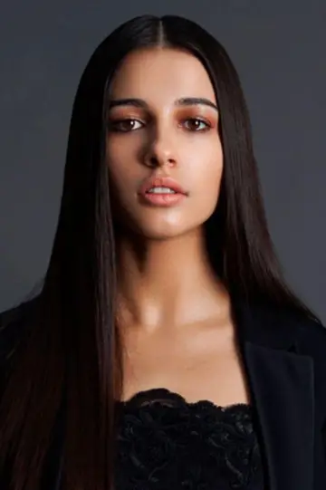 Photo Naomi Scott #20557