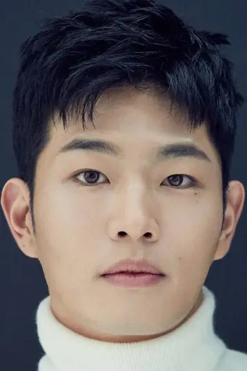 Photo Lee Dong-ju #413040