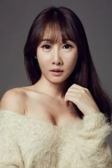 Photo Kim Si-eon #438363