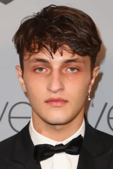 Photo Anwar Hadid #461415