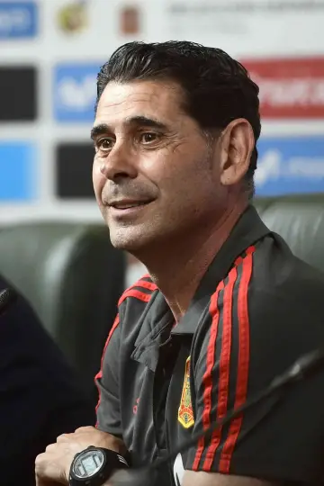Photo Fernando Hierro #476359