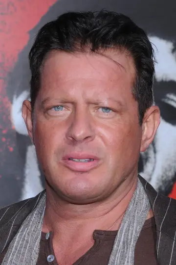 Photo Costas Mandylor #512