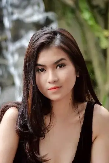 Photo Safira Kaunang #631792