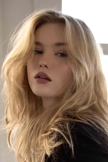 Photo Chloe Rose Robertson #165387