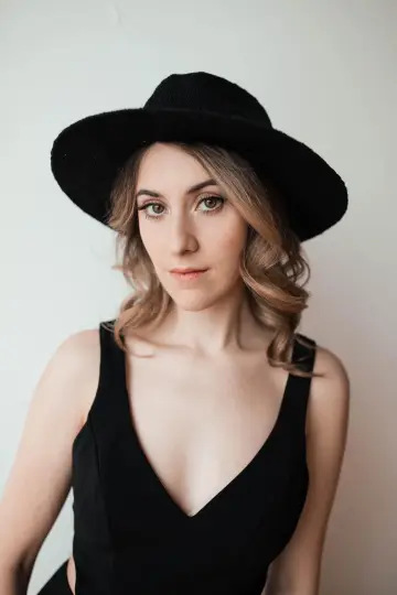 Photo Alayna Patten #437769