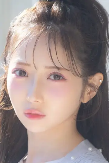 Photo Saya Tanizaki #362212