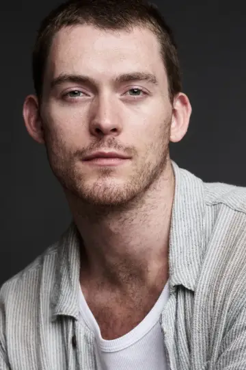 Photo Aaron Quinn Long #351910