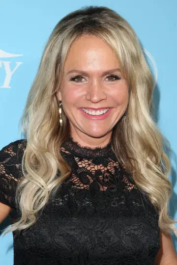 Photo Barbara Alyn Woods #160774