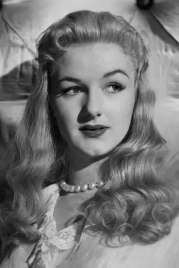 Photo Joan Sims #259418