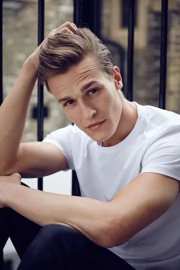 Photo Ellis Harman #327077