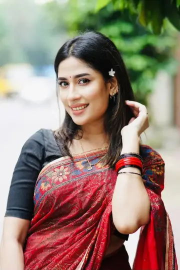 Photo Nayma Alam Maha #414027