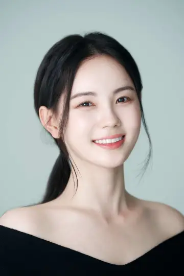 Photo Han Yoo-eun #351850