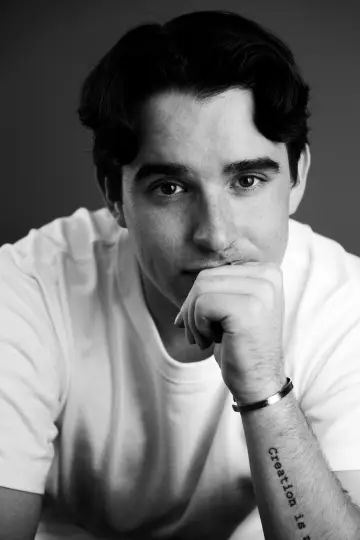 Photo Fletcher Turale #354820