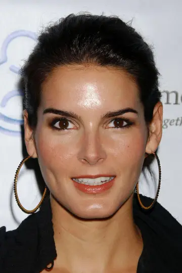 Photo Angie Harmon #100633