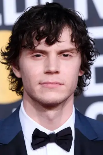 Photo Evan Peters #66520