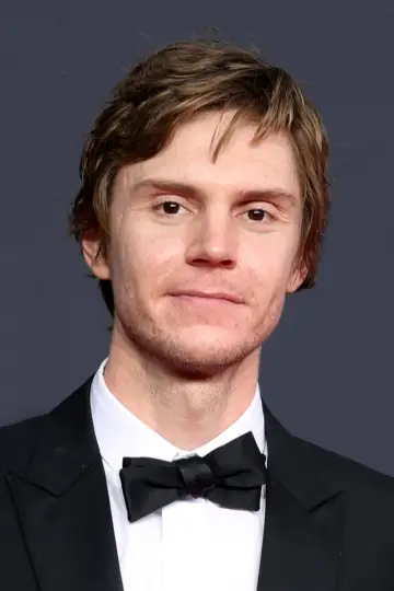 Photo Evan Peters #66521
