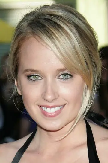 Photo Megan Park #60192