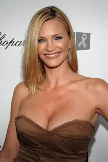 Photo Natasha Henstridge #103553