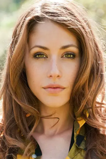 Photo Amanda Crew #29764