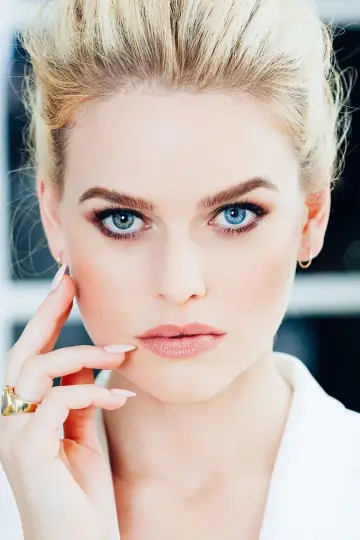 Photo Alice Eve #19070