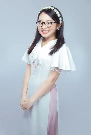 Photo Phương Mỹ Chi #380111