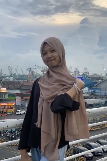 Photo Annisa Manha #442962