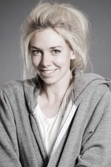 Photo Vanessa Kirby #269