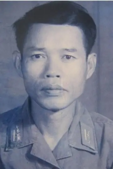 Photo Nguyễn Minh Châu #471593