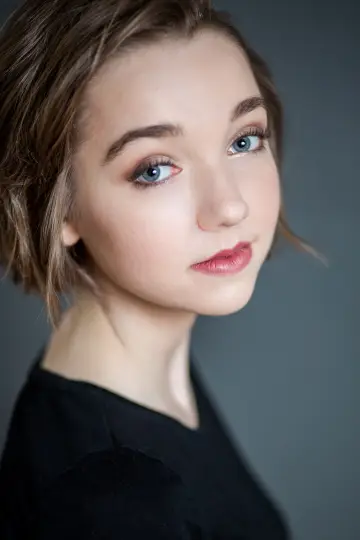 Photo Julia Sarah Stone #340773