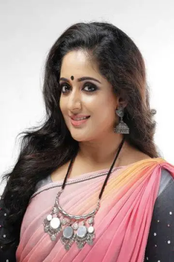 Photo Kavya Madhavan #414577
