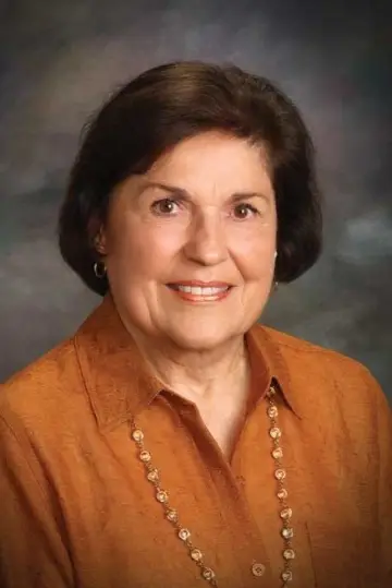 Photo Betty Oldfield #388234